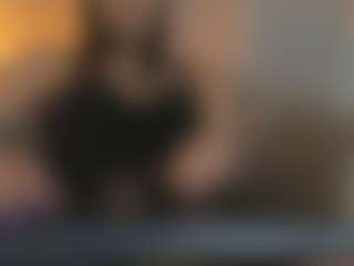 Live cam show with vero-domplay - Moaning on madthumbs