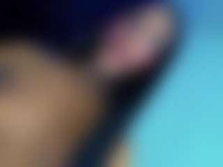 Live cam show with NashlaSexy - Tease on Camsoda
