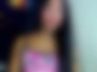 Live cam show with NashlaSexy - Gray Eyes on Uber Horny