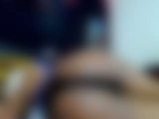 Live cam show with NashlaSexy - Gray Eyes on Camsoda