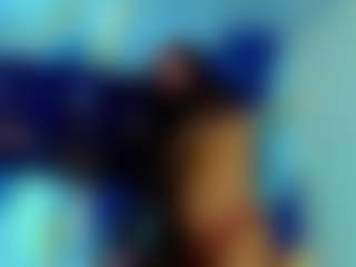 Live cam show with NashlaSexy - Average on Uber Horny