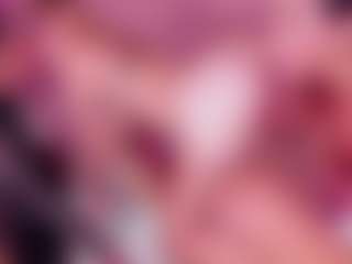 Live cam show with vivi-lovx - Strapon on Camsoda