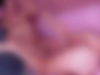 Live cam show with vivi-lovx - Dildo on Gym Cam Girls