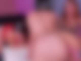 Live cam show with vivi-lovx - Blowjob on TastyBlacksLive