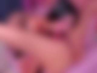Live cam show with vivi-lovx - Squirt on Chatstar