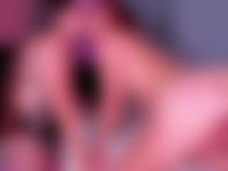 Live cam show with vivi-lovx - Nipple Piercings on fapnchat