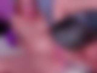 Live cam show with vivi-lovx - Double Penetration on livesuperchat.net