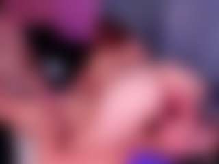 Live cam show with vivi-lovx - Bisexual on SxyPornLive