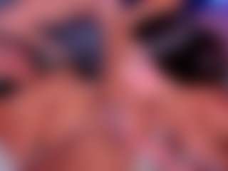 Live cam show with vivi-lovx - Shaved Pussy on luckytryst.com