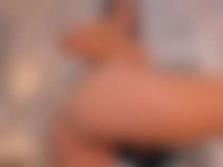 Live cam show with zharia-lux25 - Ride Torso on Camsoda