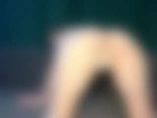 Live cam show with Val - Smoking on Instabang