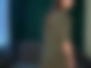 Live cam show with Val - Average on Camsoda