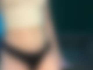 Live cam show with Val - Joi on googirlz
