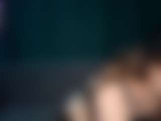 Live cam show with Val - Moaning on CamwithHer