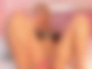CriistyBloom's Live Sex Cam Show