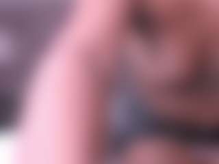 CriistyBloom's Live Sex Cam Show