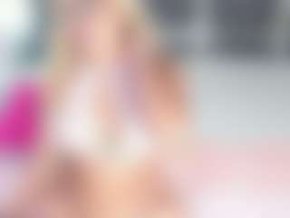 CriistyBloom's Live Sex Cam Show
