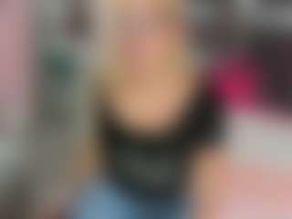 CriistyBloom's Live Sex Cam Show