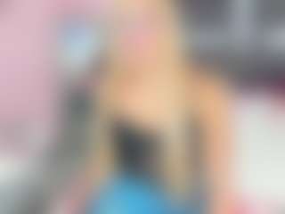 CriistyBloom's Live Sex Cam Show