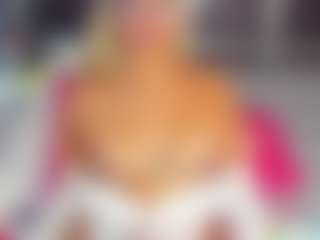 CriistyBloom's Live Sex Cam Show