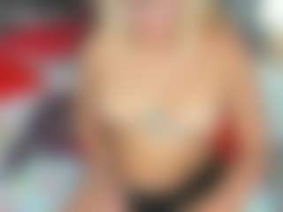 CriistyBloom's Live Sex Cam Show