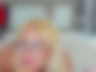 CriistyBloom's Live Sex Cam Show