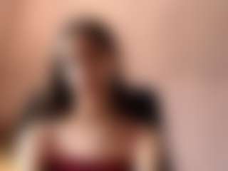 Live cam show with GeneviveIffland - Handjob on TeamSkeetLive