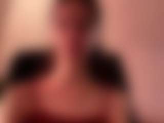 GeneviveIffland's Live Sex Cam Show