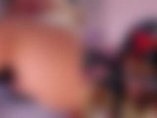 Live cam show with Iamlola_ - Smoking on Camsoda