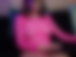 Live cam show with KimJada - Average on Camsoda