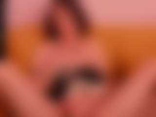 Live cam show with MickeDio - Tease on Camsoda