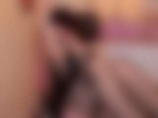 Live cam show with MickeDio - Brown Eyes on xxxlivecams.org