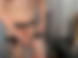 Live cam show with MickeDio - Brown Eyes on TeamSkeetLive