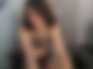 Live cam show with MickeDio - HD on StripNow