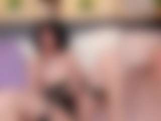 Live cam show with MickeDio - Drinking on Mixed Magazine Live
