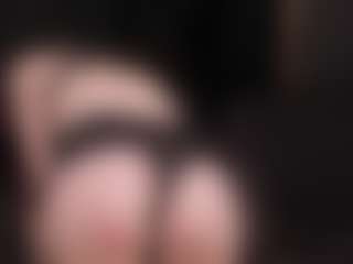 Live cam show with MickeDio - Smoking on Camsoda