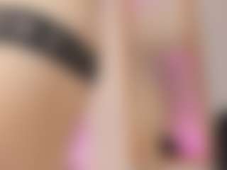 Live cam show with Ruby-diamonds - Camel Toe on Fling VIP Chat