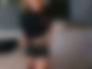 Live cam show with Sky-sparkle - Facial Piercings on AdultVida.com