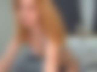 Live cam show with Sky-sparkle - Upskirt on TeamSkeetLive