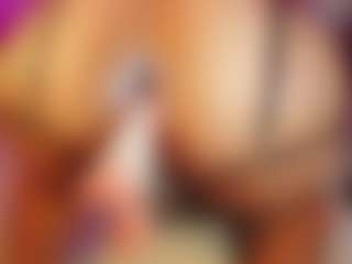 BubbleAsshot's Live Sex Cam Show