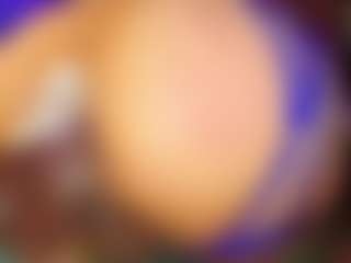 Live cam show with BubbleAsshot - Portuguese on camwithhim.com