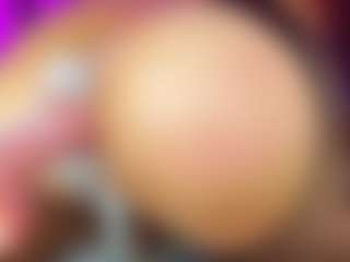 Live cam show with BubbleAsshot - HD on CSO-WL