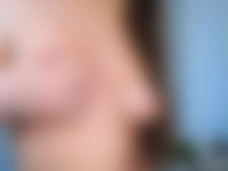 Live cam show with Mia - Hairy Pussy on Sex Cam Show