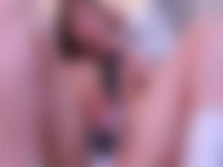 Live cam show with Mia - Butt Plug on eurowanks.com
