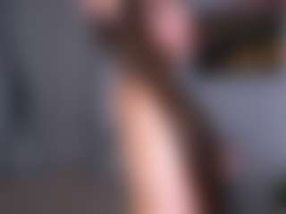 Mia's Live Sex Cam Show