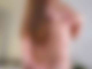 Live cam show with Mia - Control on iamadamtest123.com