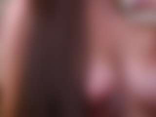 Mia's Live Sex Cam Show