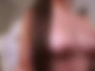 Mia's Live Sex Cam Show