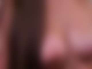 Mia's Live Sex Cam Show