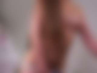 Mia's Live Sex Cam Show